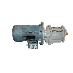 MOTOREDUKTOR WALCOWY CMG 0.75KW 012 F 160 I7,72 BEZ REGULACJI