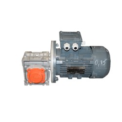 MOTOREDUKTOR ŚLIMAK. CM 0,75KW 050/U30 IEC80B5